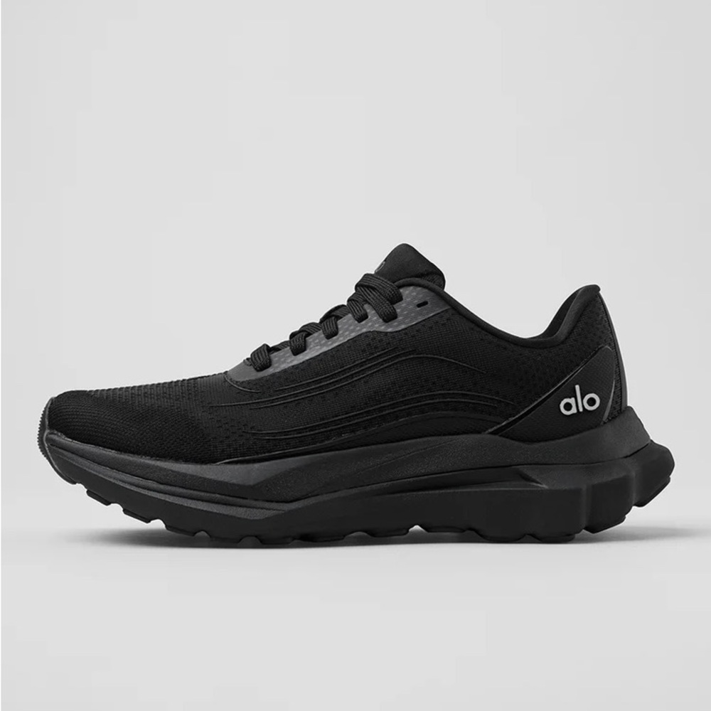 Alo Runner Sneakers 8.5 W